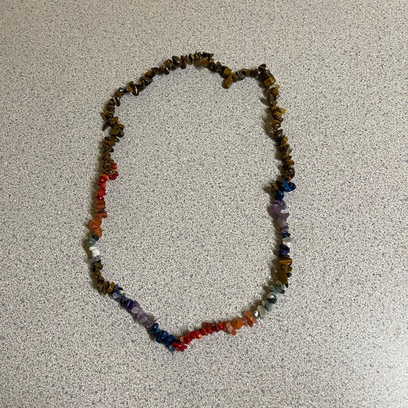 Extra long stone bead necklace - Picture 3 of 5